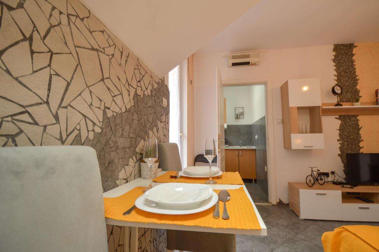 Misha Studio - Cozy Place To Stay In Novi Sad Extérieur photo